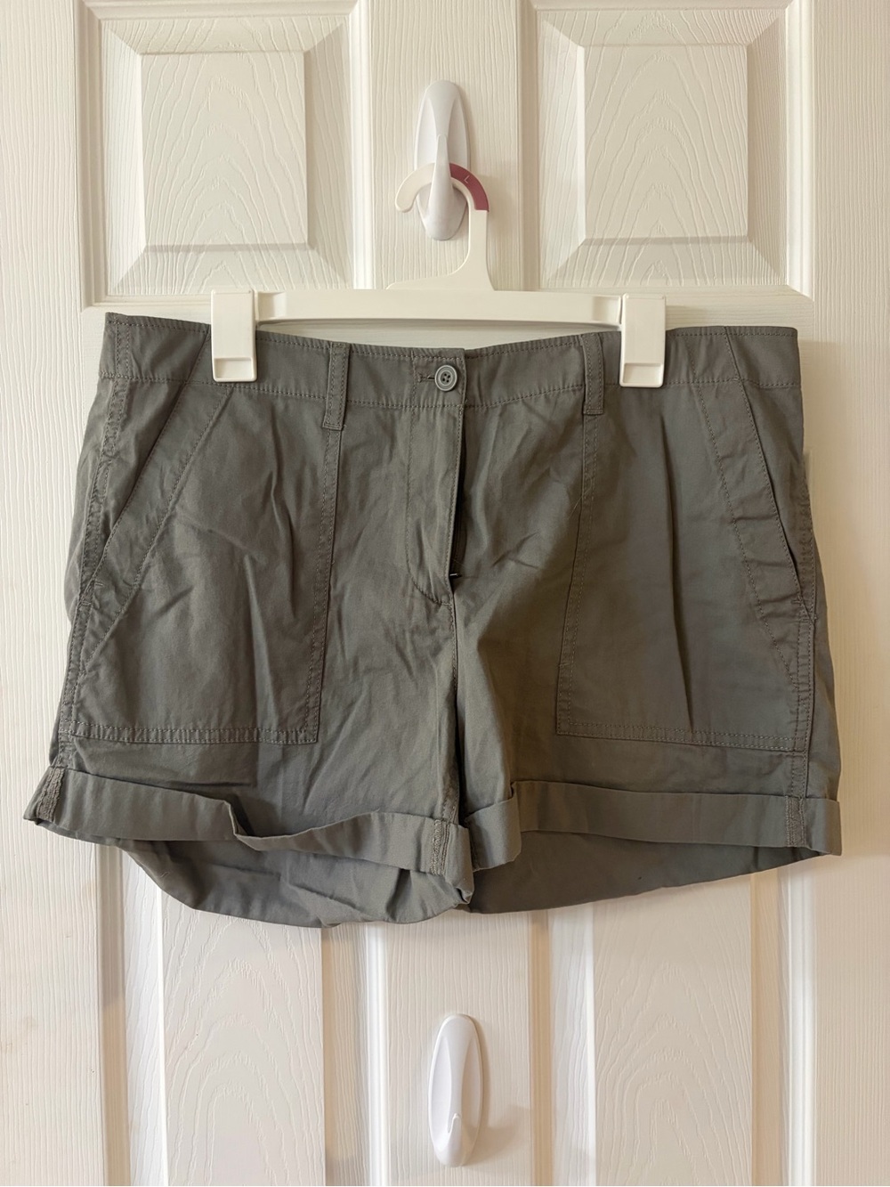 NWT LOFT Grey Cargo Shorts